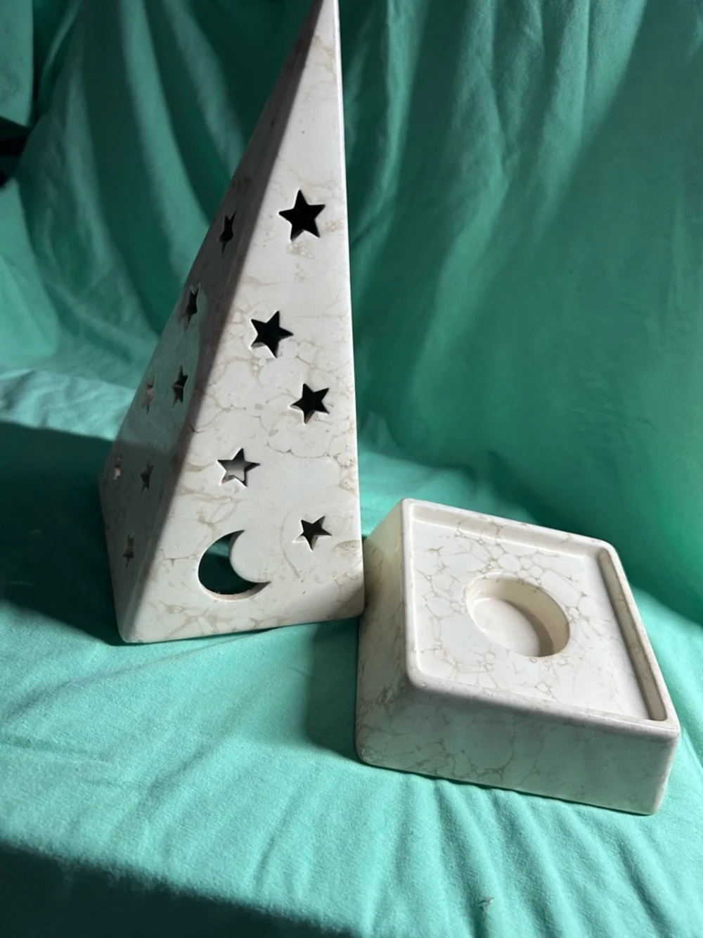 PartyLite white ceramic star & moon pyramid candle holder - Picture 2 of 3